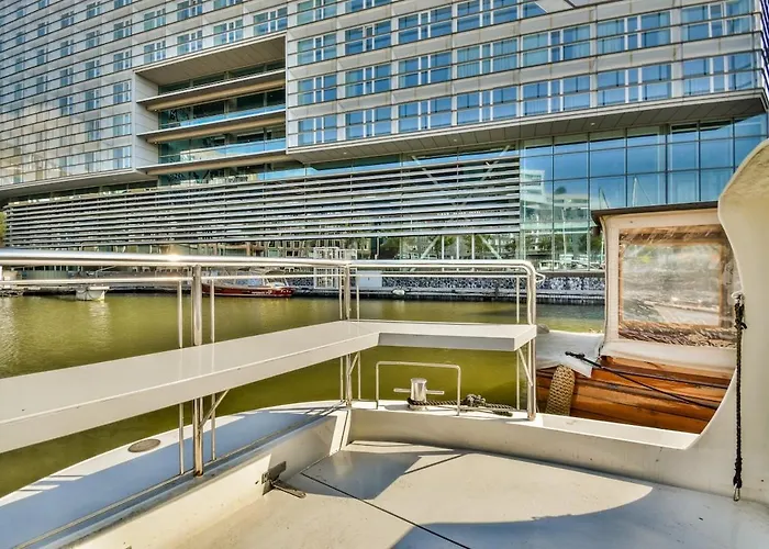 New Houseboat Center 'cruijff' Amesterdão