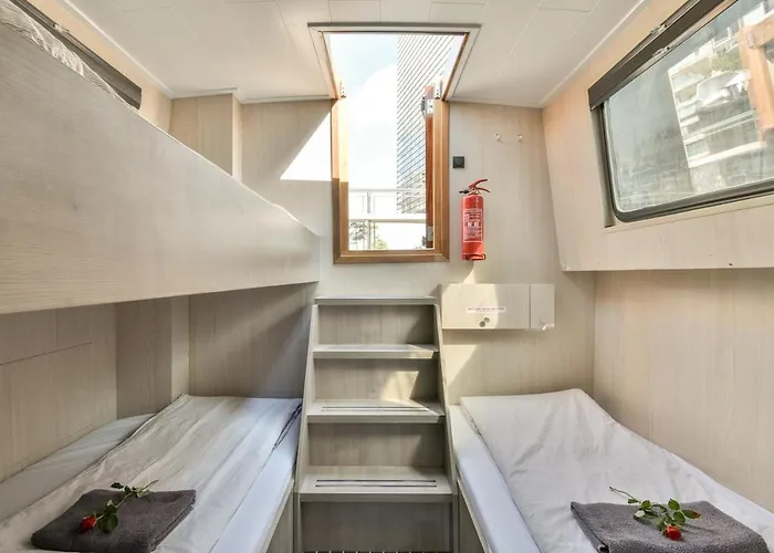 Botel New Houseboat Center 'cruijff' *